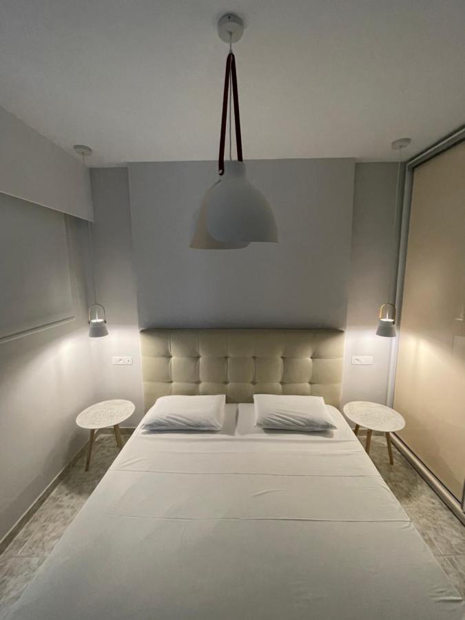 Skizenas Waterfront Apartments Haraki Exterior photo