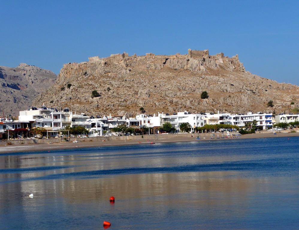 Skizenas Waterfront Apartments Haraki Exterior photo